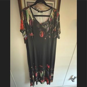 Beautiful Maxi Dress. NNWwoT.